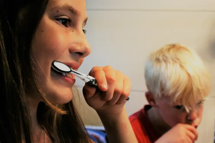 čištění zubů dětí